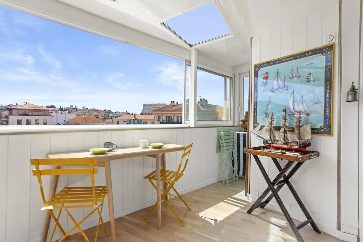 Centre-Ville-Proche Des Plages-Wifi-Clim Saint-Raphael  France